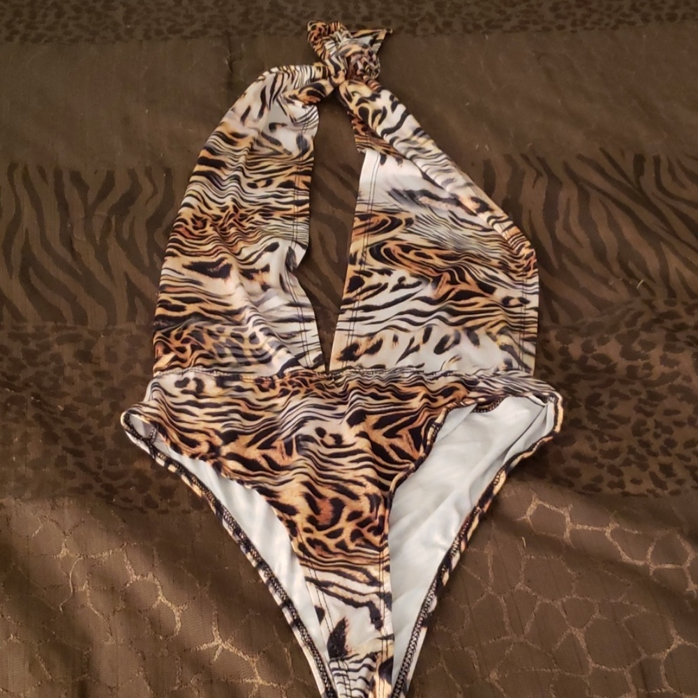 Bathing suit set - Picture 3 of 4